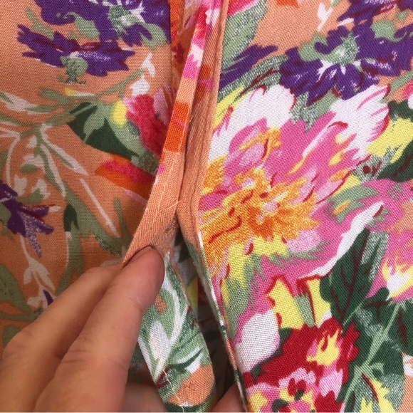 S.R. Fashion Floral Button Down Blouse Size XXL - Picture 4 of 8